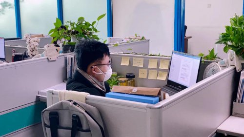 疫情时代，，，，，，，，尊龙凯时人生就是搏软件乐成研发7套防疫助力软件